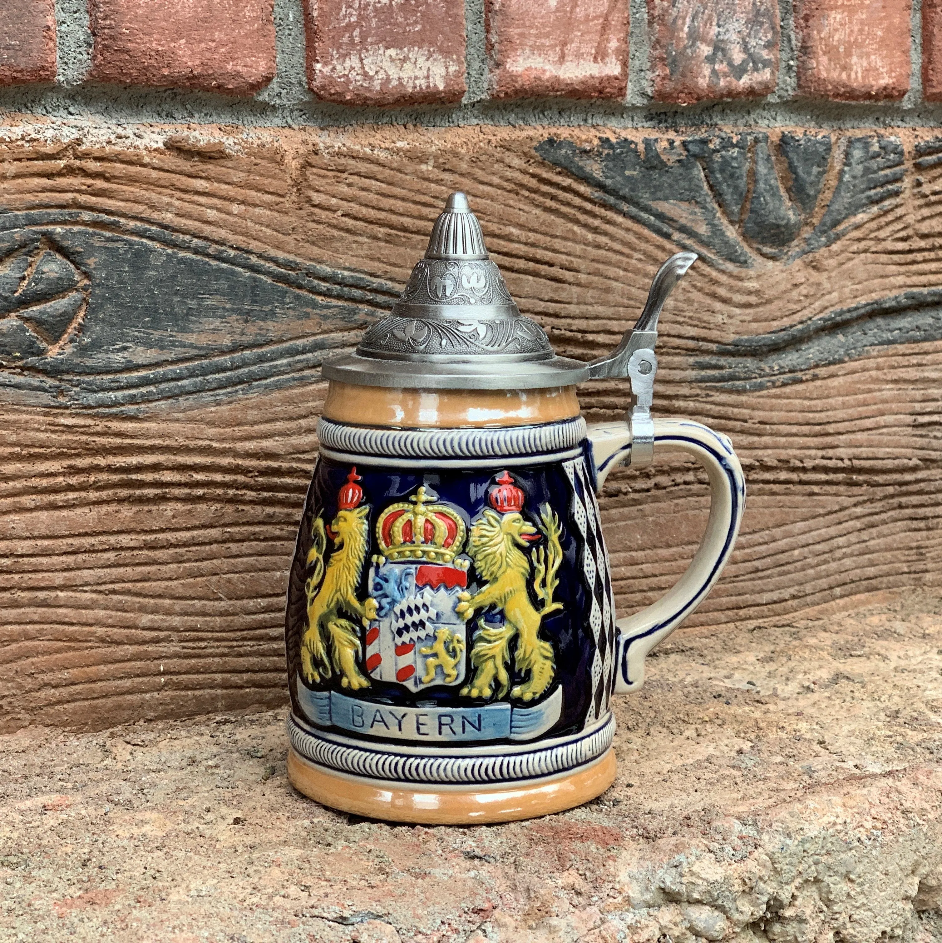 Bayern Coat of Arms Engraved German Beer Stein with Engraved Metal Lid