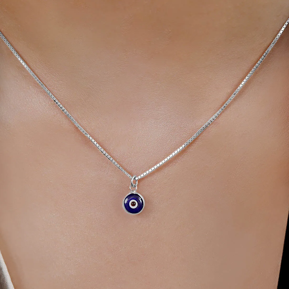 Divine Evil Eye 925 Sterling Silver Plated Pendant With Chain