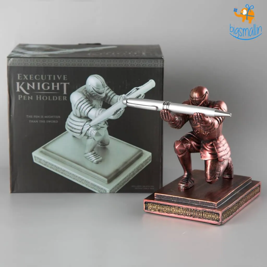 Executive Knight Pen Holder