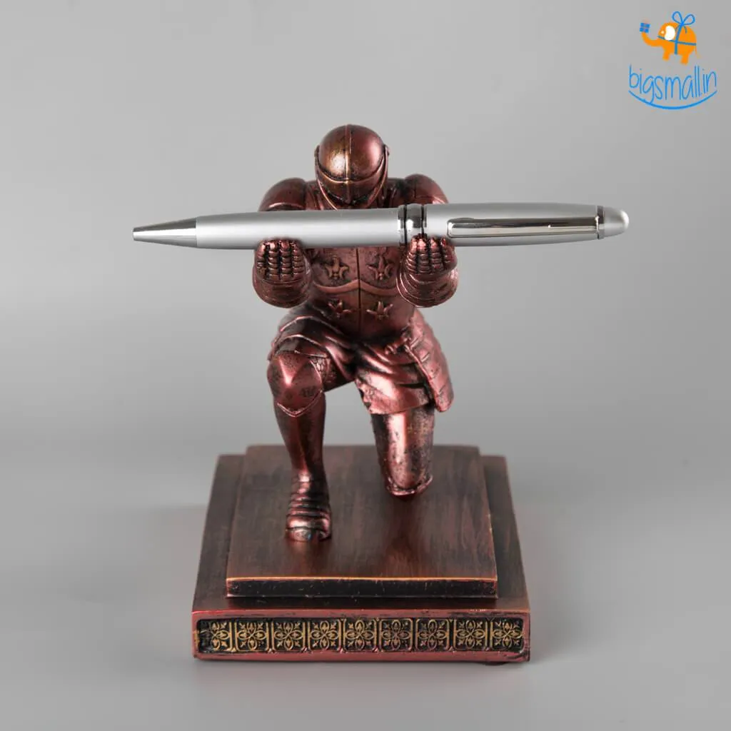 Executive Knight Pen Holder