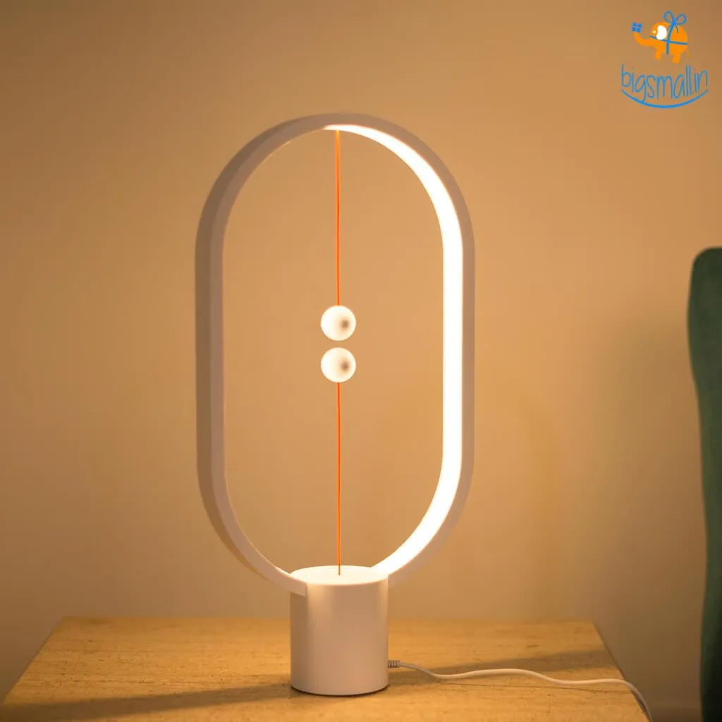 Magnetic Heng Balance Lamp