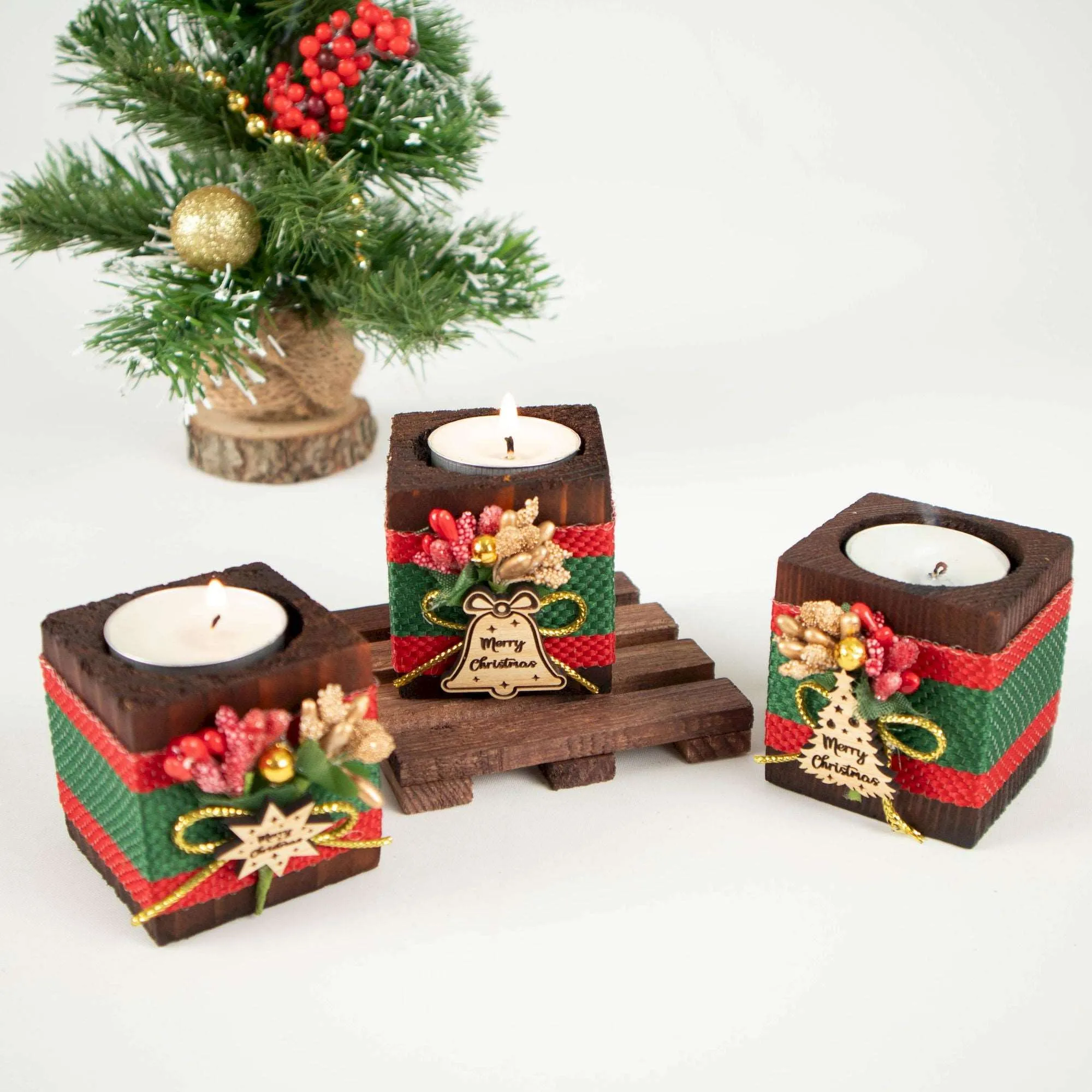 Personalized Christmas New Year Noel Gift Favor Wooden Tealight Holder